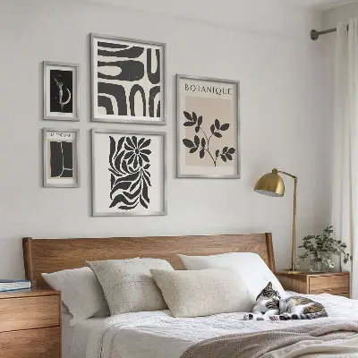 Conjunto de 5 quadros decorativos com motivos vegetais modernos