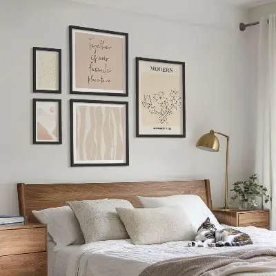 Conjunto de 5 quadros com moldura em estilo minimalista moderno
