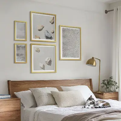 Conjunto de 5 quadros decorativos com estampas de texturas minimalistas modernas