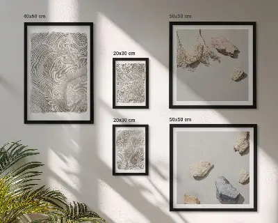 Galeria de parede com formas abstratas modernas
