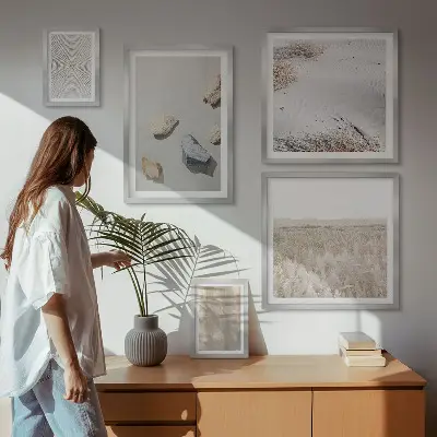 Parede galeria de quadros com texturas naturais boho