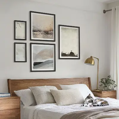 Conjunto de 5 quadros decorativos com estampas de pássaros e pedras