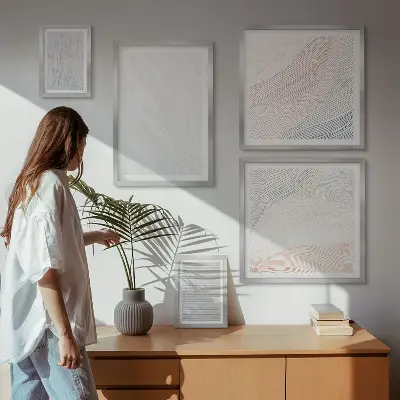 Conjunto de 5 quadros decorativos com estampas de estruturas brilhantes