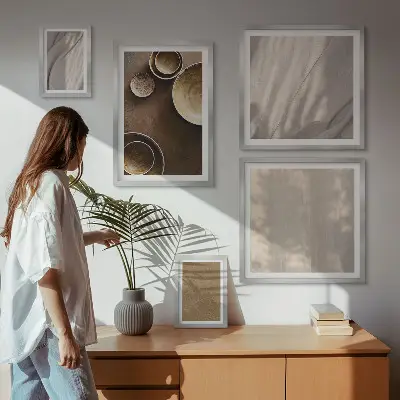 Galeria de quadros para parede com estruturas de textura minimalistas