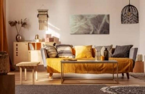 Sala de estar estilo Boho - arranjos e inspirações para uma transformação artística de interiores
