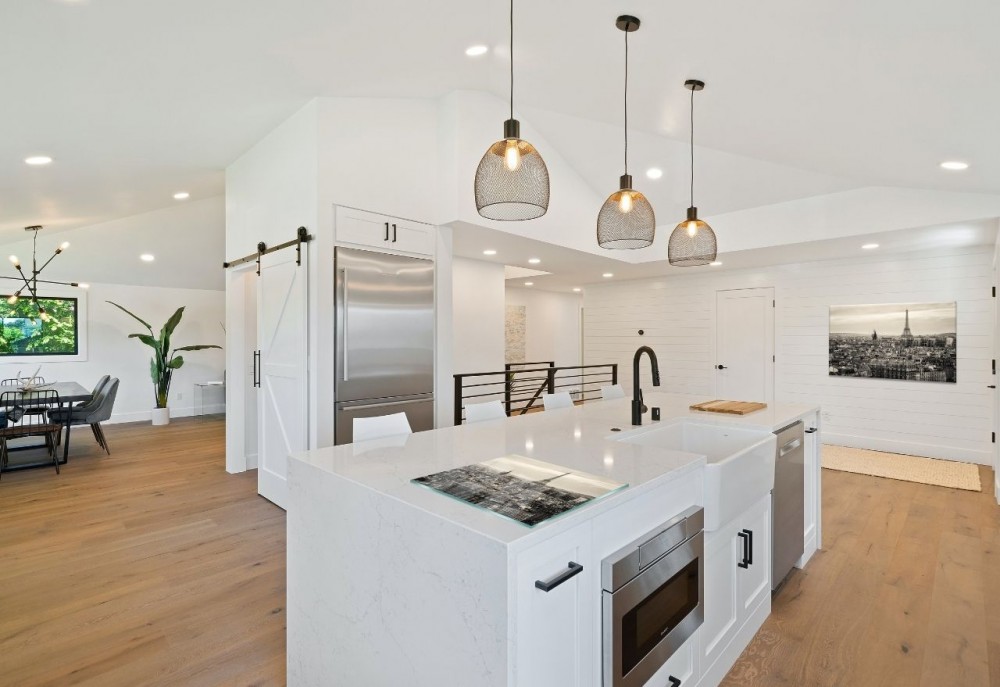 mobiliar uma sala de estar com cozinha